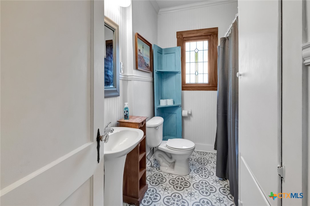 304 W Putnam Property Photo 12