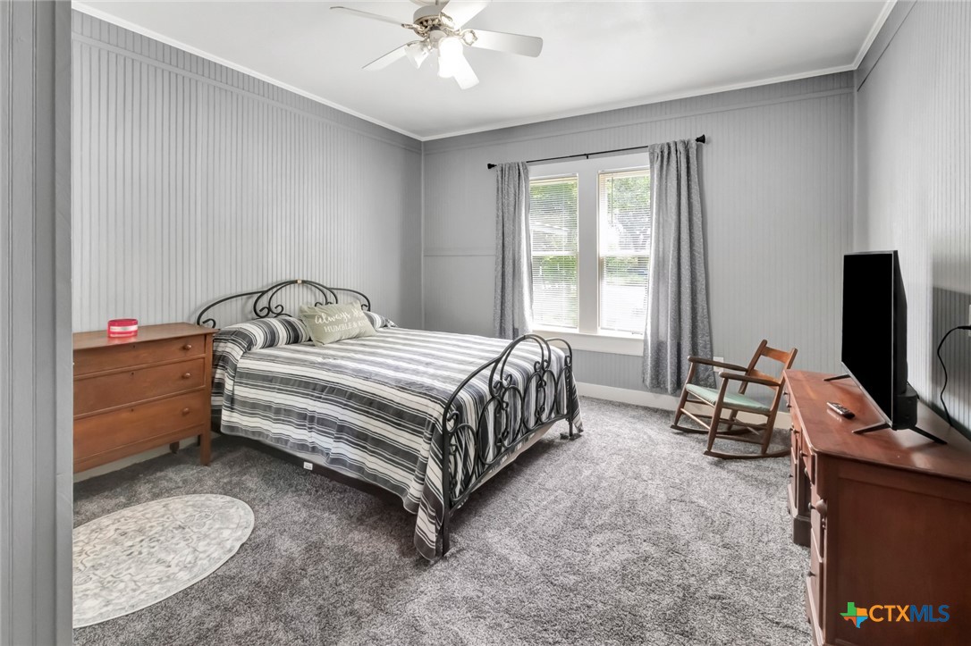 304 W Putnam Property Photo 17