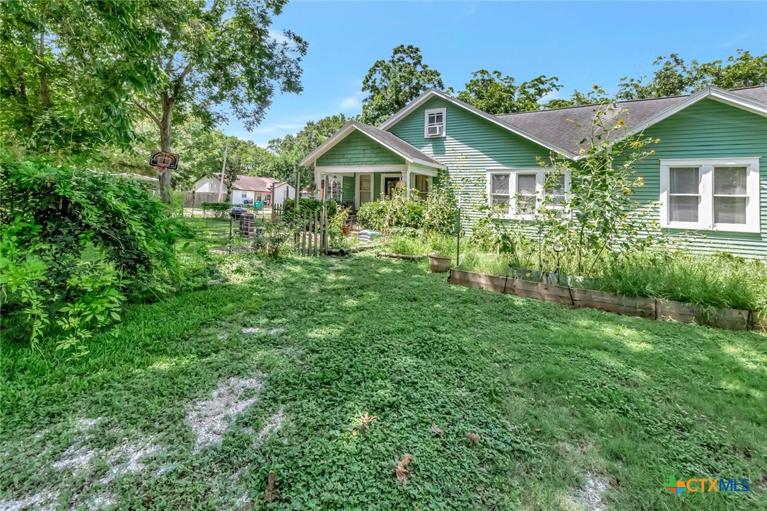 304 W Putnam Property Photo 36