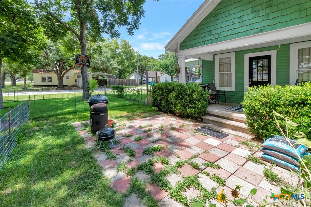 304 W Putnam Property Photo 37