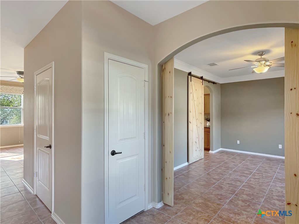 403 Red Hawk Drive Property Photo 16