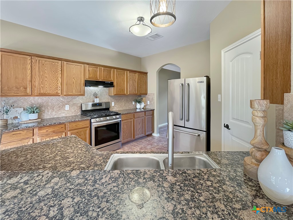 403 Red Hawk Drive Property Photo 21