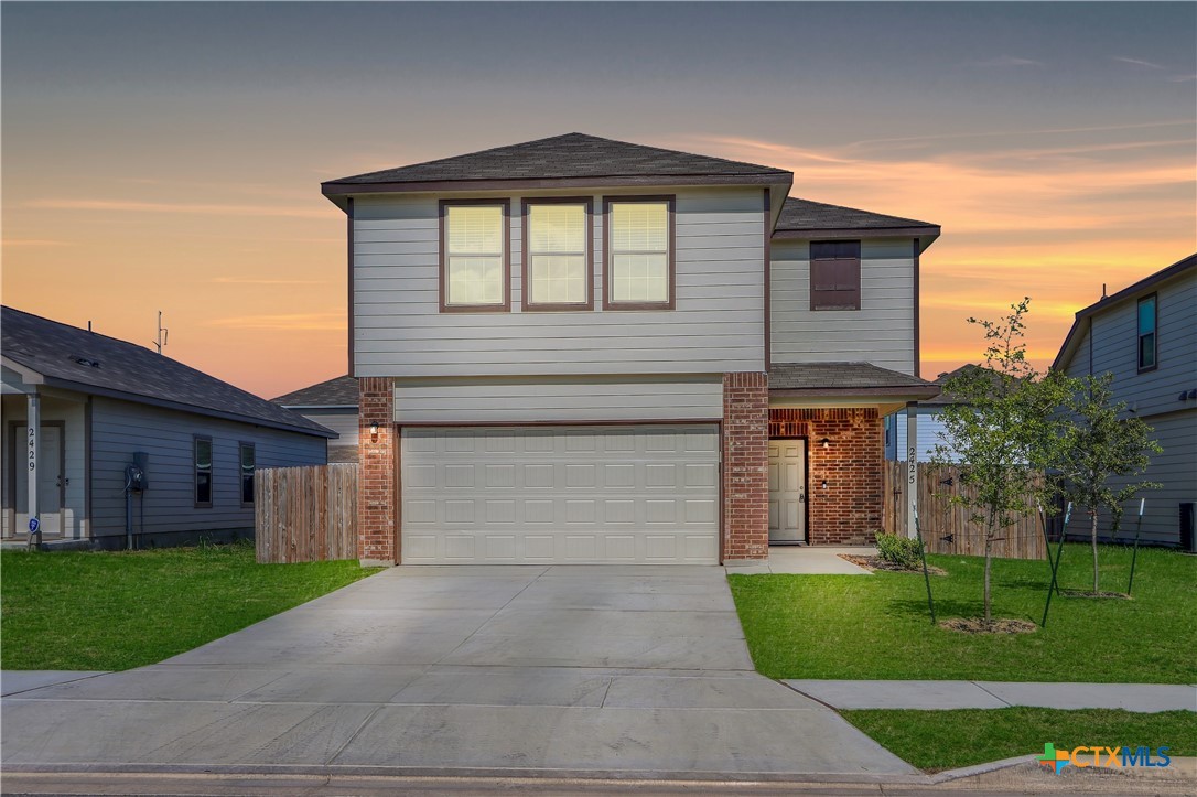 2425 Marty Way Property Photo 1