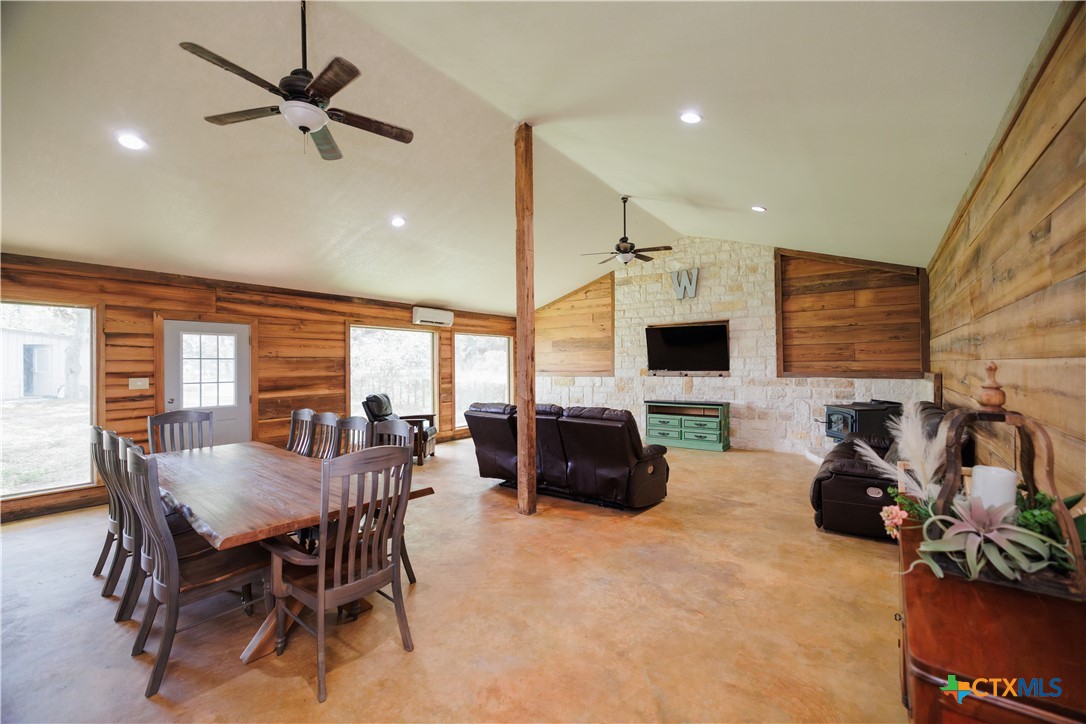 1157 Tulley Road Property Photo 3