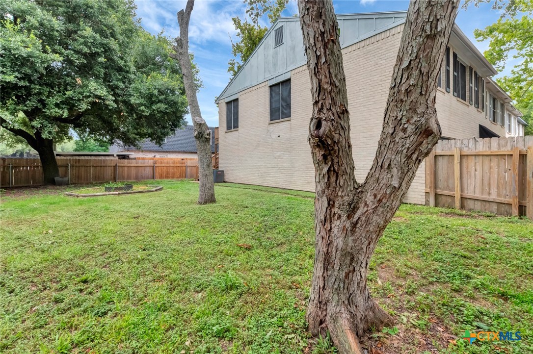 204 Westwood Drive A Property Photo 3