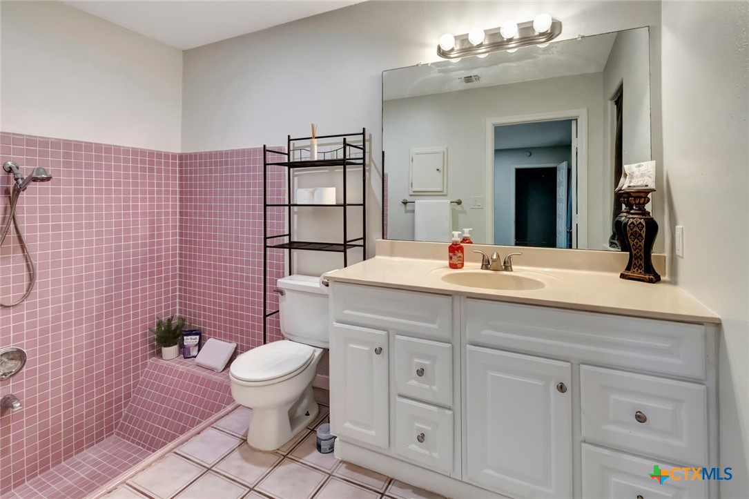 204 Westwood Drive A Property Photo 22