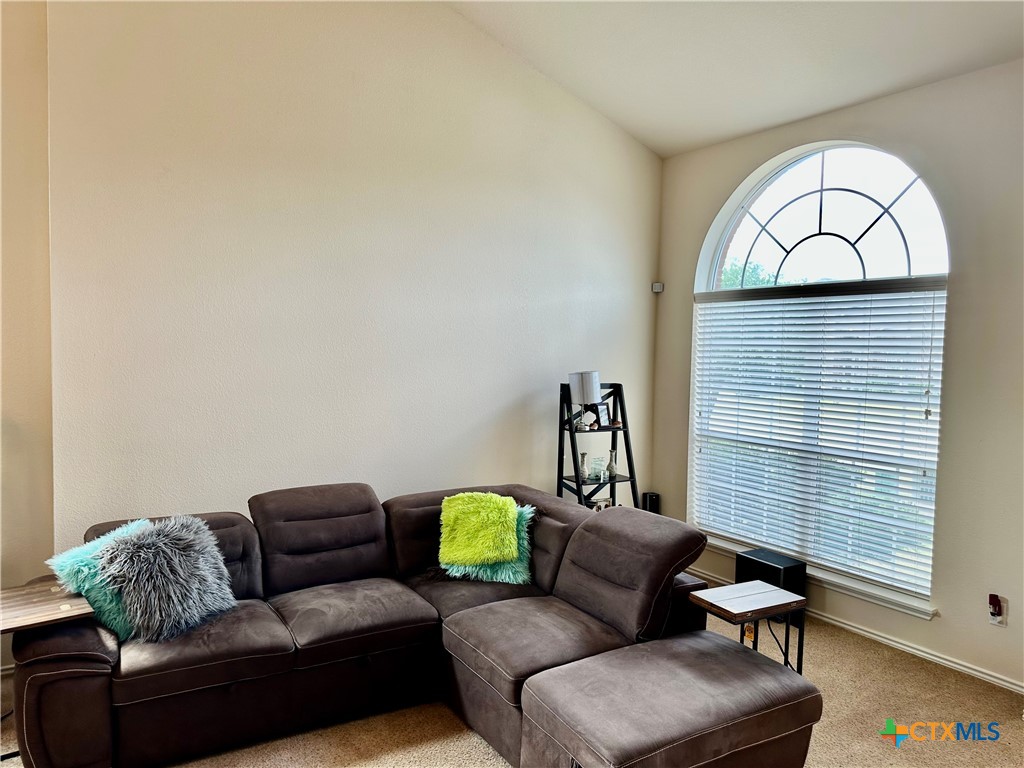 4604 Honeystreet Bridge Lane Property Photo 6