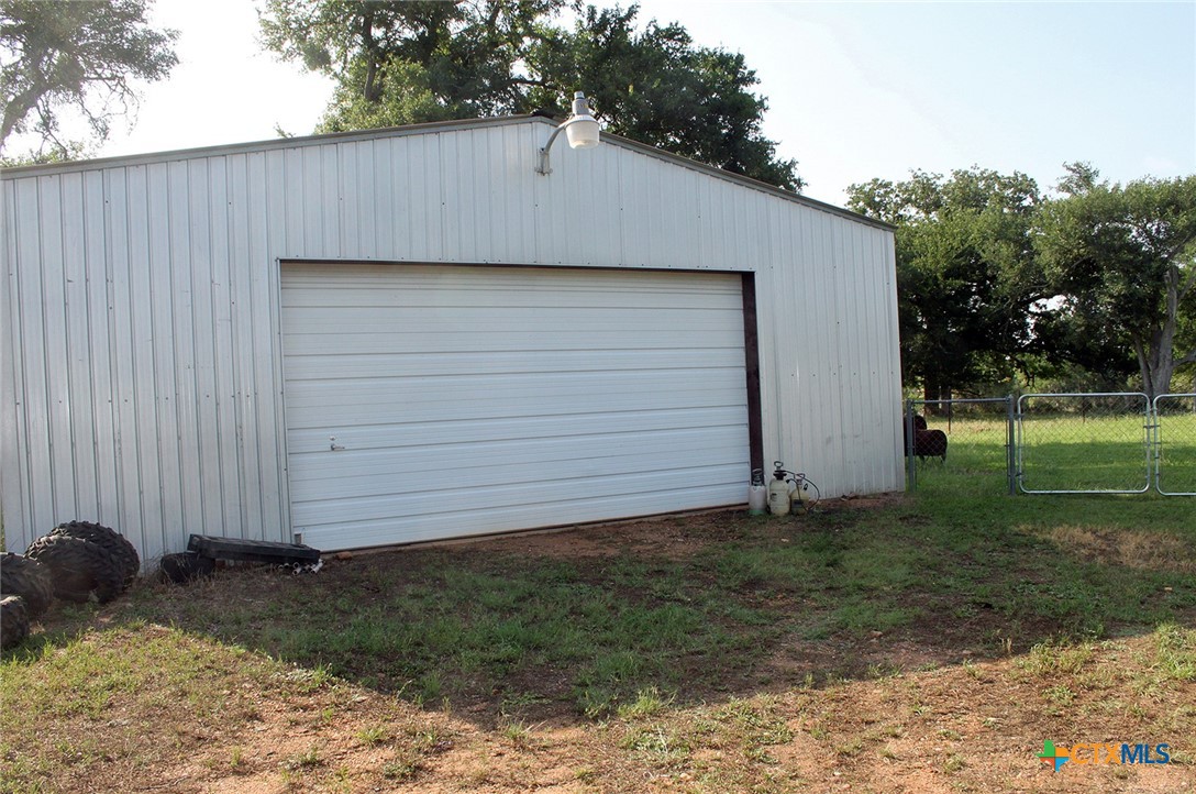 854 Pettytown Road Property Photo 5