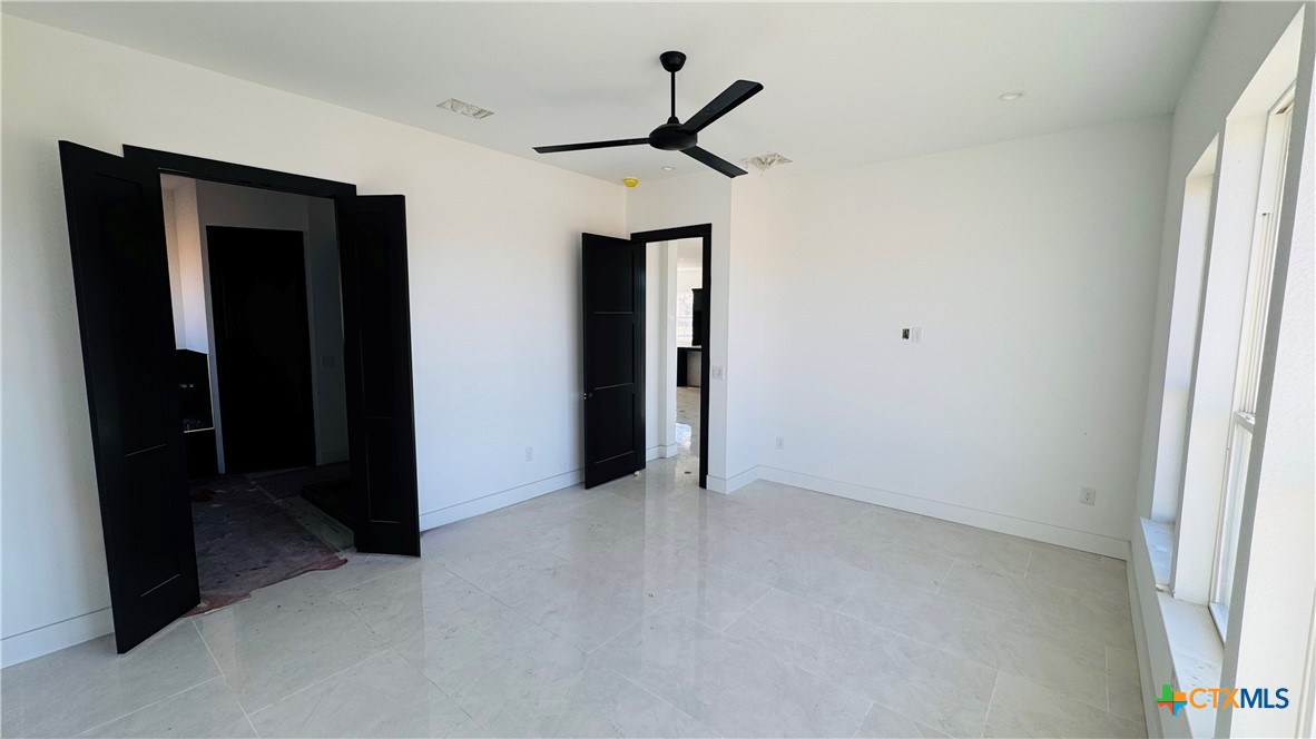 361 Meadow Valley Loop Property Photo 5