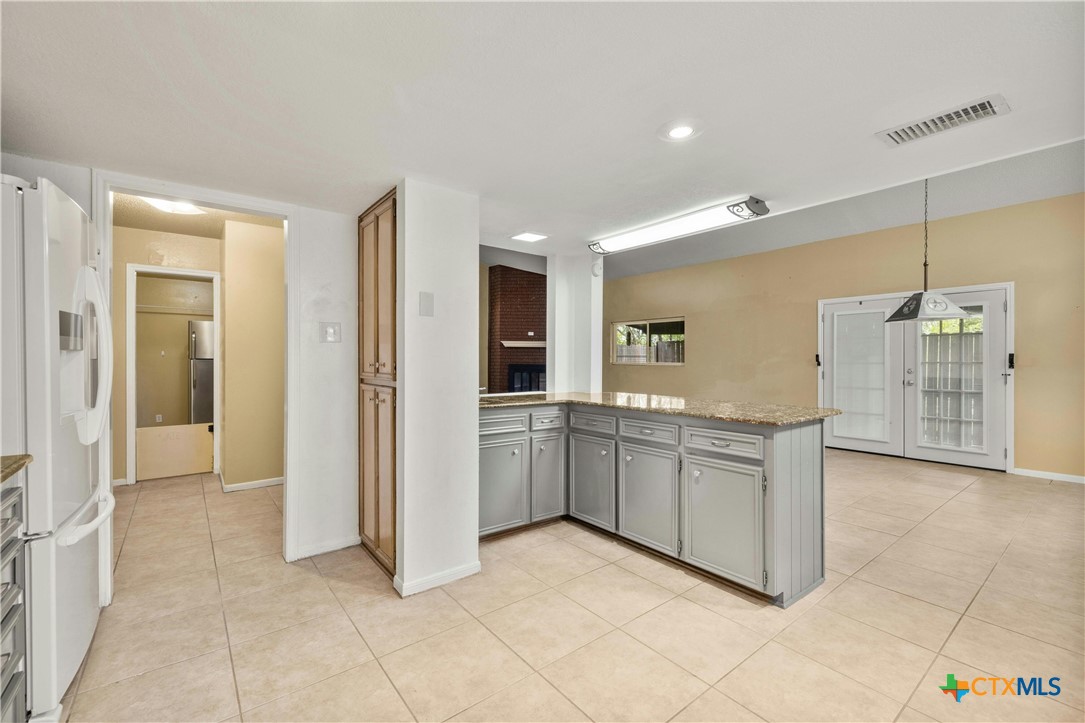 4006 Robinhood Drive Property Photo 15