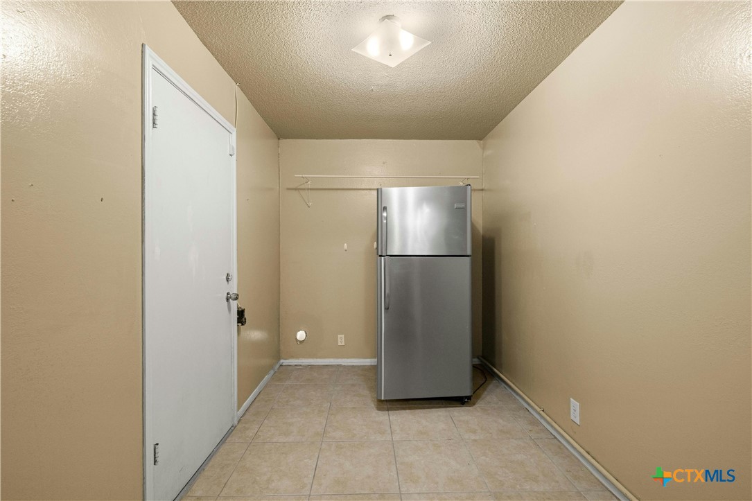 4006 Robinhood Drive Property Photo 18