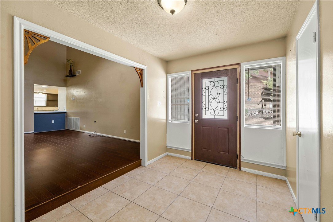 4006 Robinhood Drive Property Photo 19