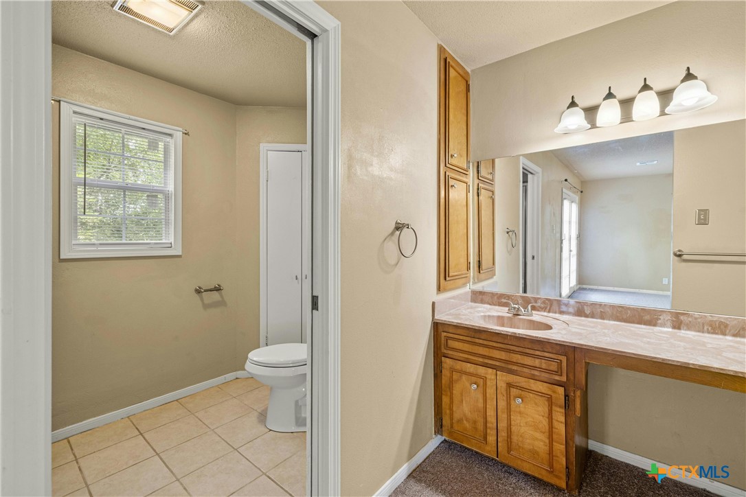 4006 Robinhood Drive Property Photo 25