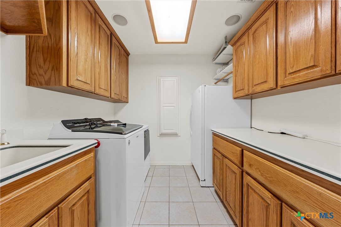 5008 Lakeaire Circle Property Photo 28