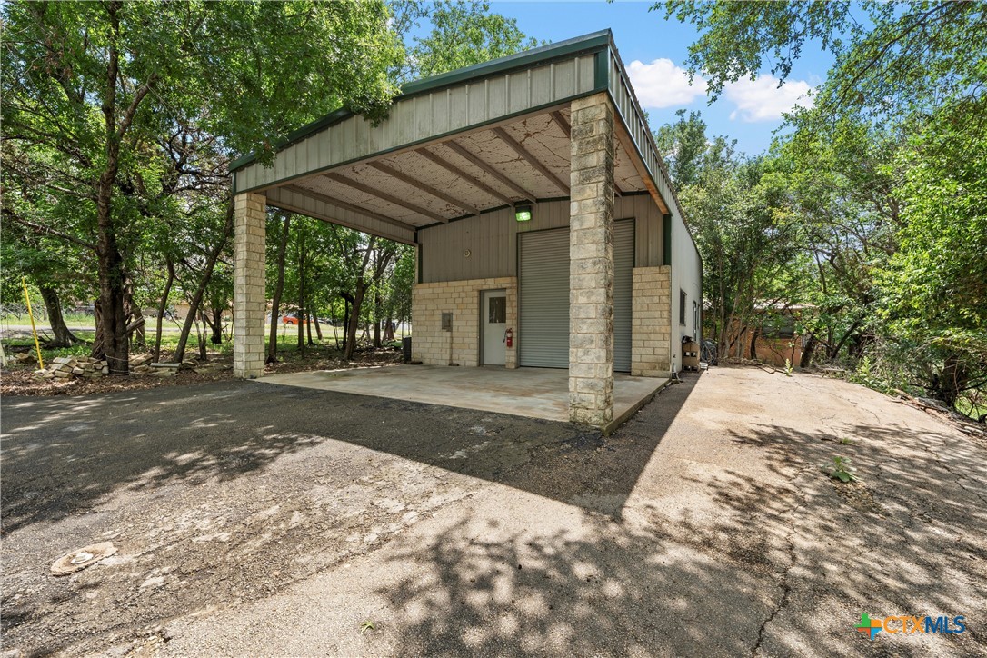 5008 Lakeaire Circle Property Photo 39