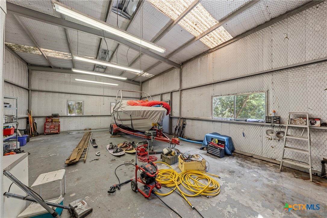 5008 Lakeaire Circle Property Photo 42