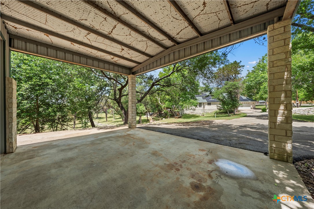 5008 Lakeaire Circle Property Photo 43