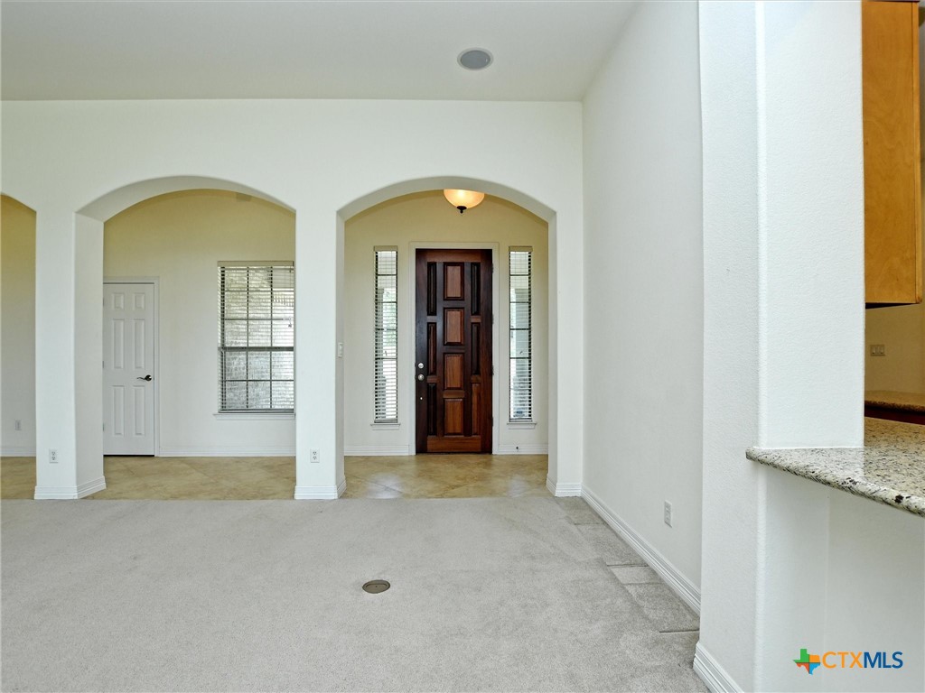 110 Stable Oaks Property Photo 2