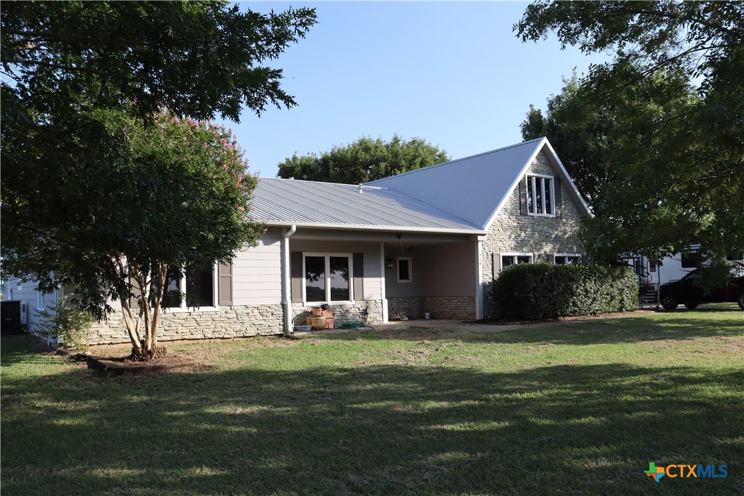 318 Hcr 4247 Property Photo 3