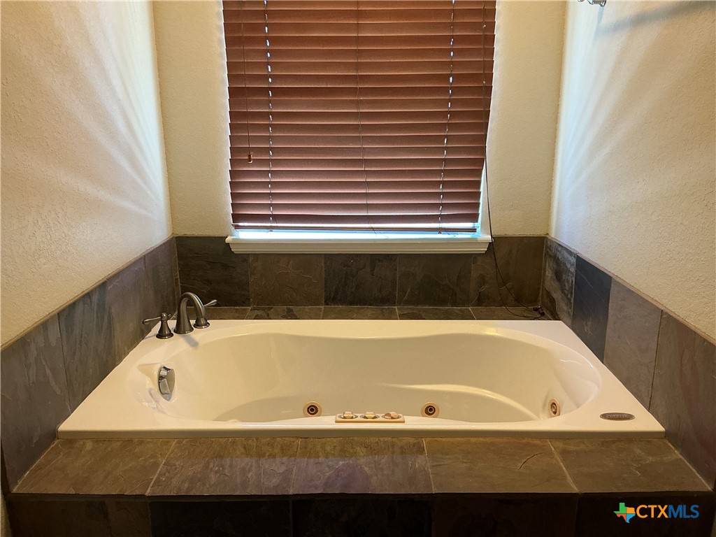 318 Hcr 4247 Property Photo 15