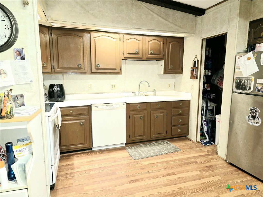 954 Coletoville Road Property Photo 5