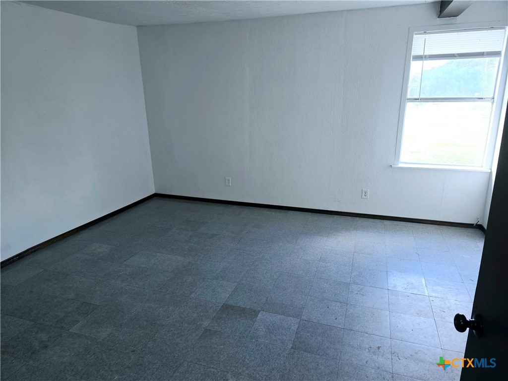 954 Coletoville Road Property Photo 28