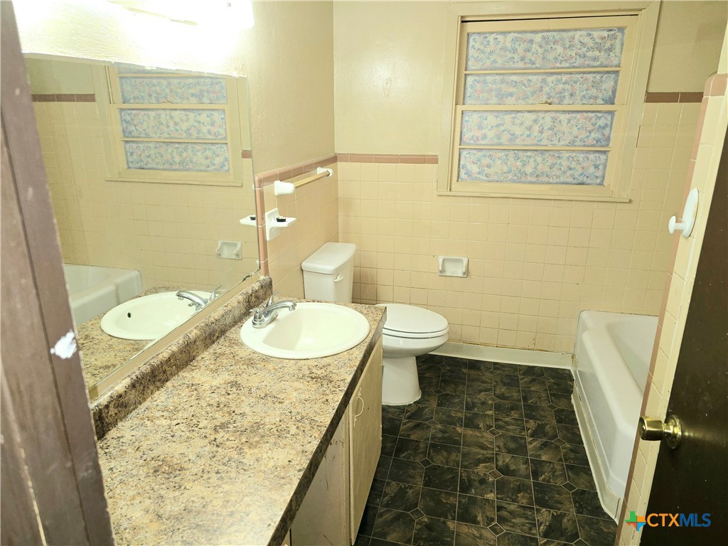 954 Coletoville Road Property Photo 30