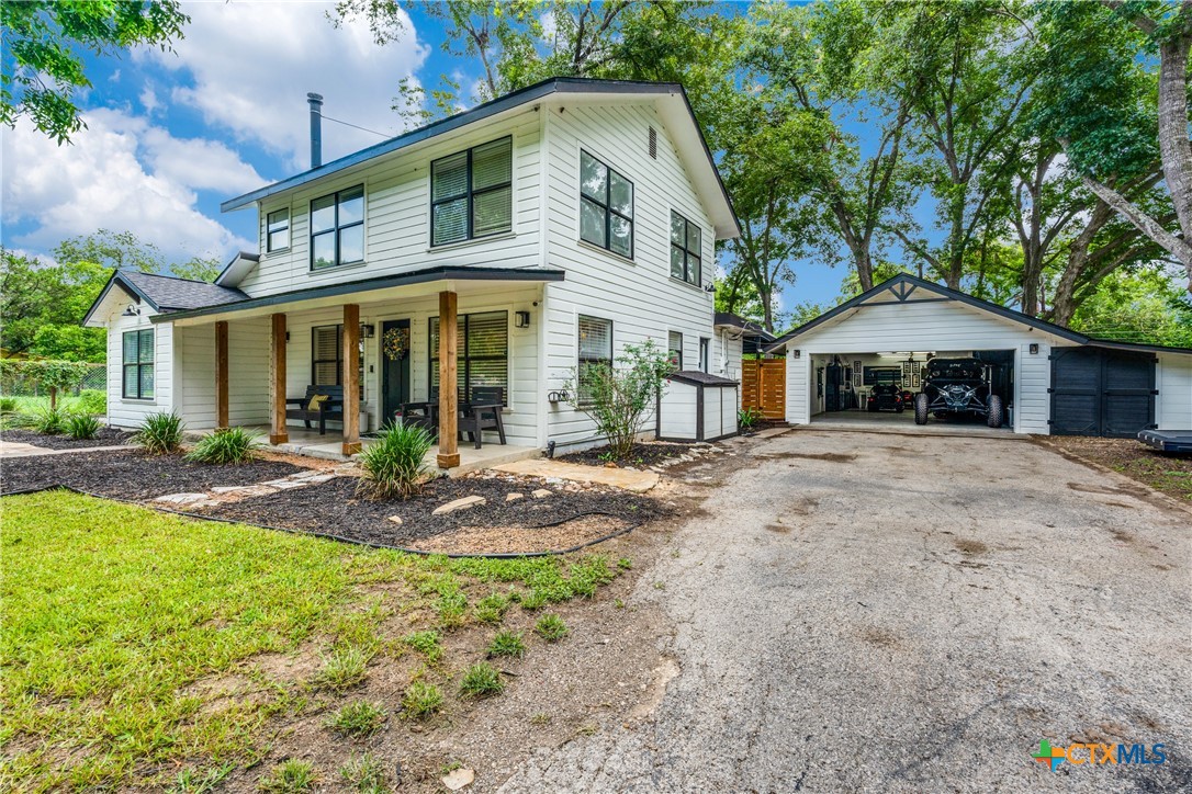 137 Nueces Lane Property Photo 3