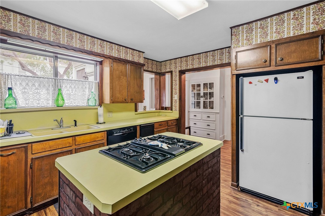 503 Coke Street Property Photo 15