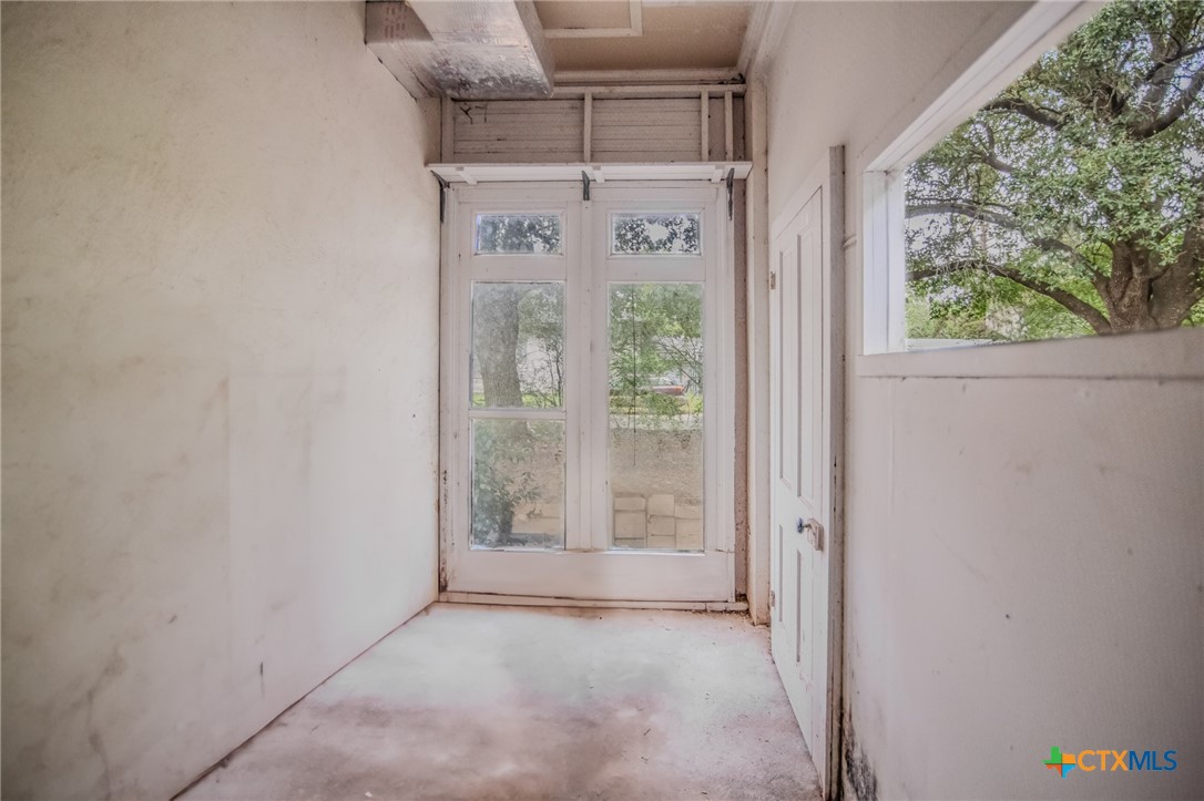 503 Coke Street Property Photo 22
