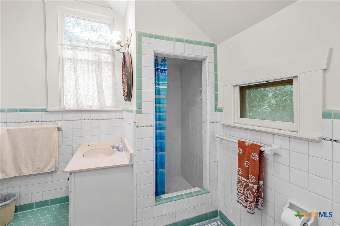 503 Coke Street Property Photo 40