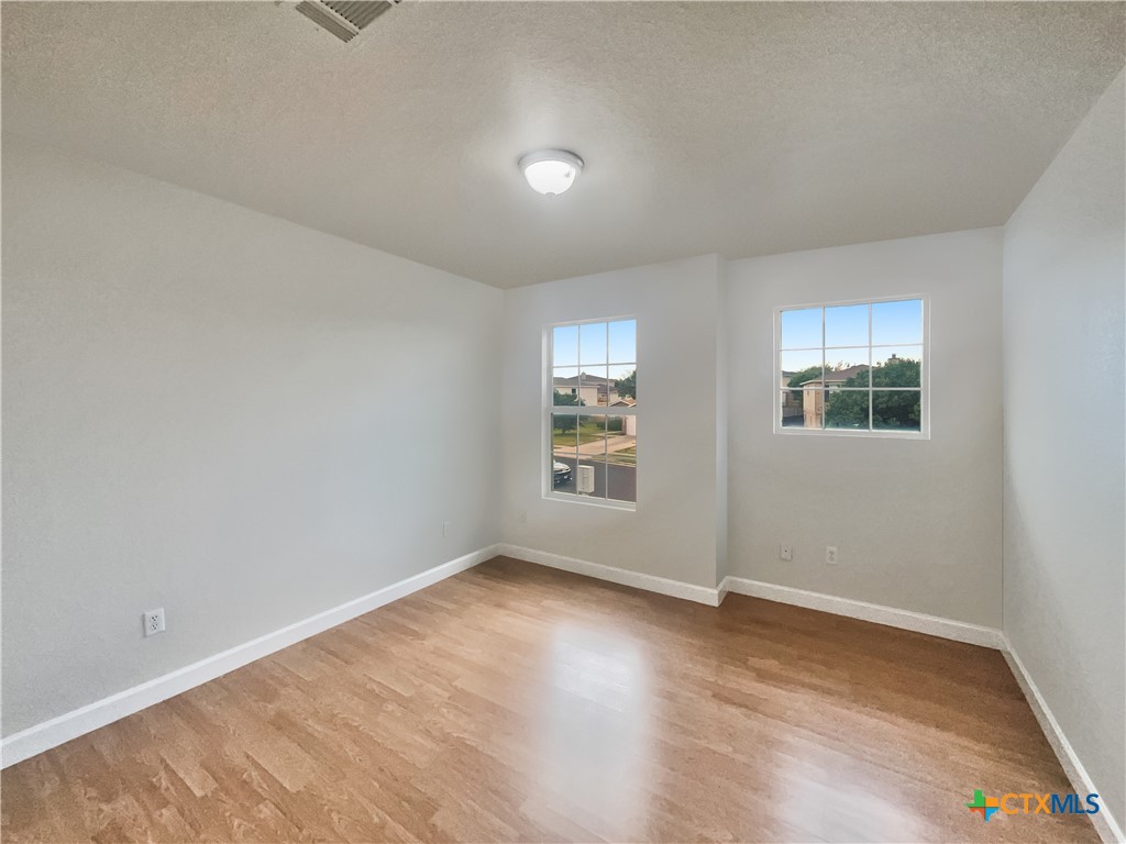 2207 Napier Drive Property Photo 13