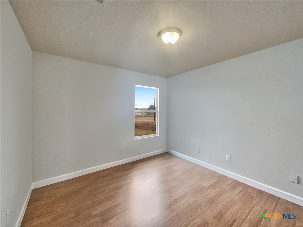 2207 Napier Drive Property Photo 14