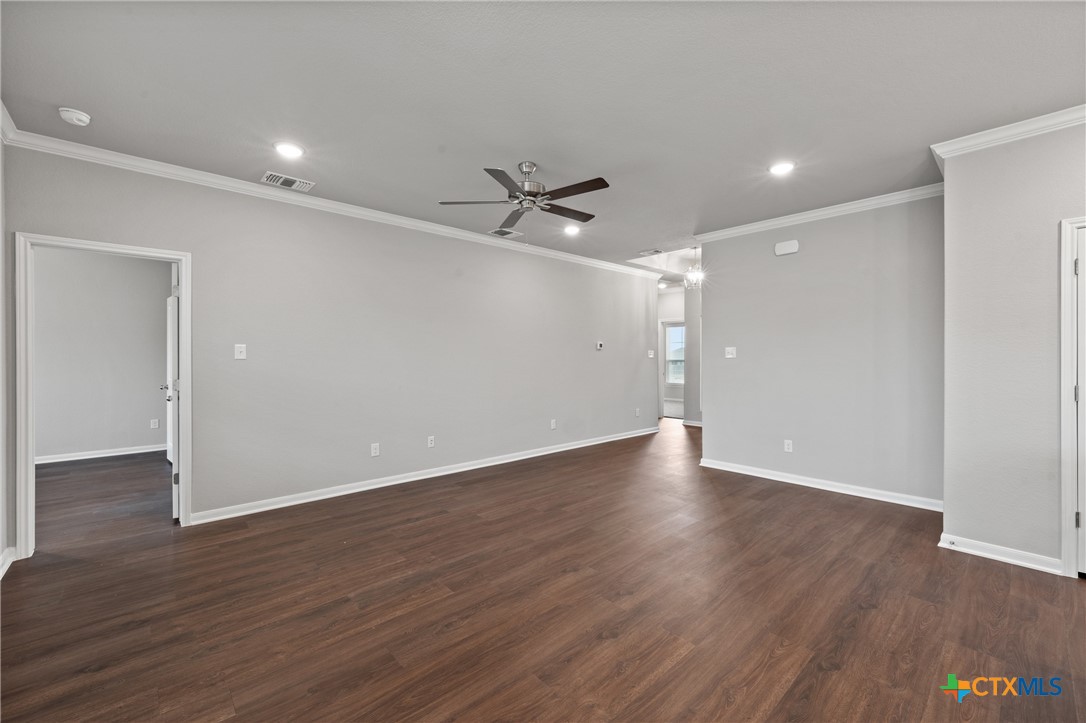 618 Seven Springs Drive Property Photo 8