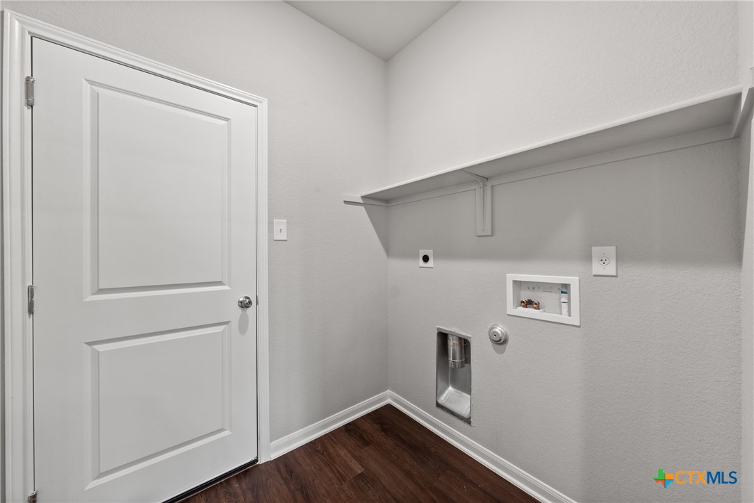 618 Seven Springs Drive Property Photo 14