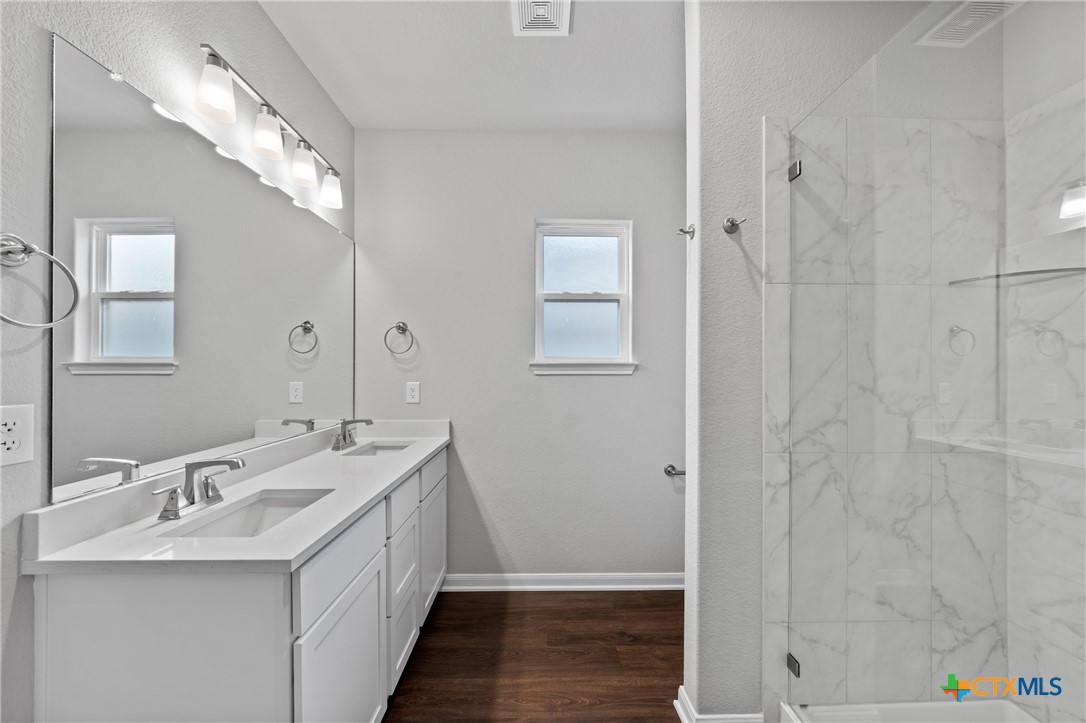 618 Seven Springs Drive Property Photo 22