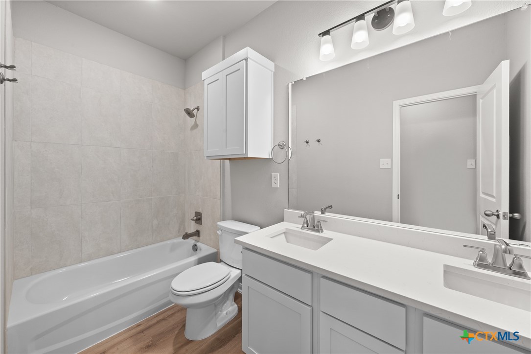 704 Seven Springs Drive Property Photo 19