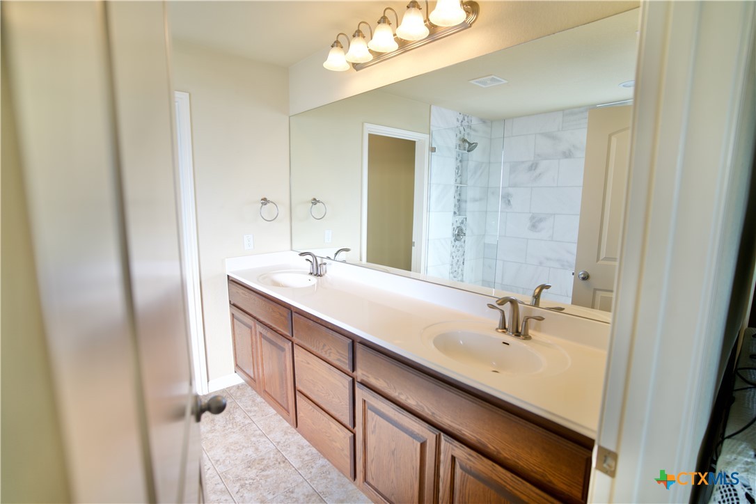 146 Silo Street Property Photo 24