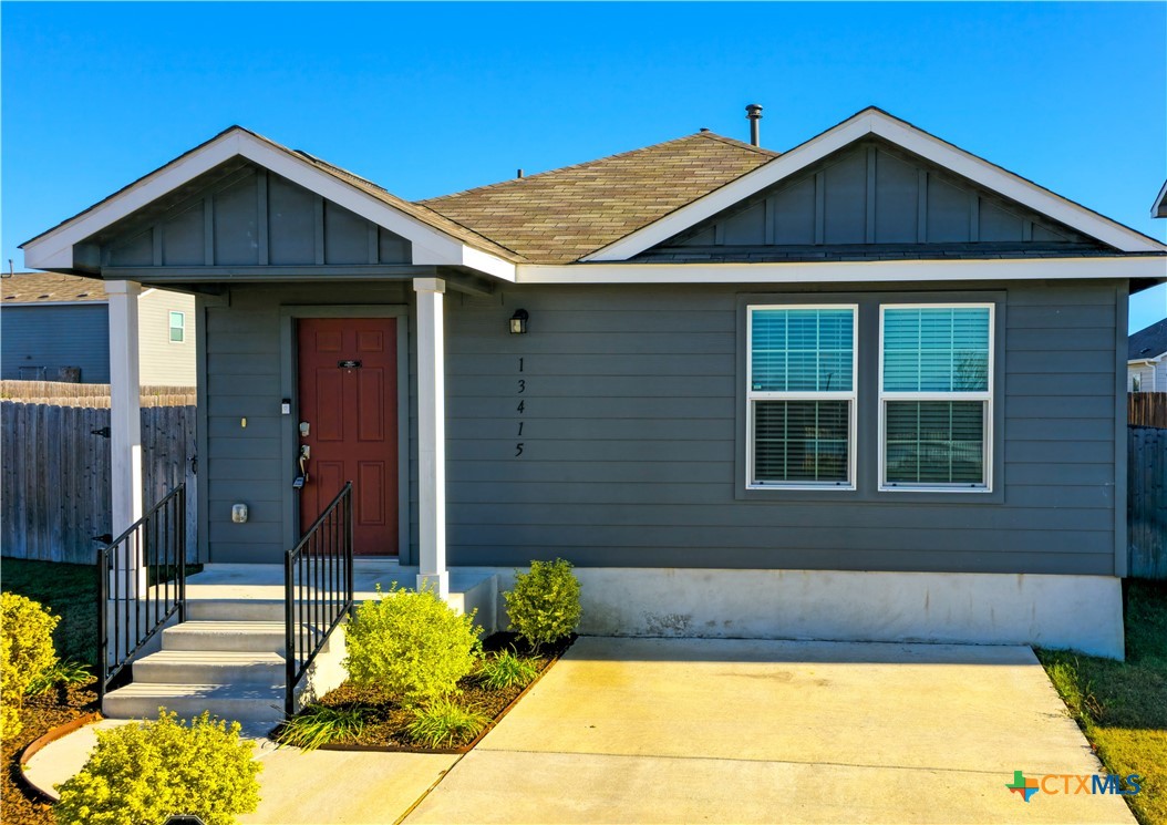 13415 Mussel Run Property Photo 1
