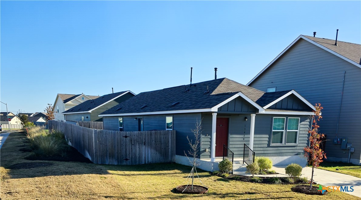13415 Mussel Run Property Photo 2