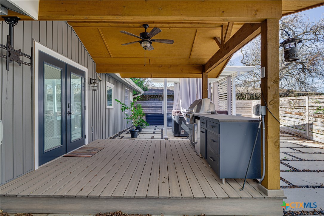550 Cross Street Property Photo 10