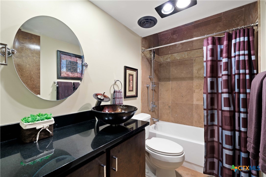 7701 Wurzbach Road 1002 Property Photo 11