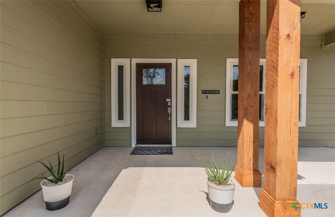 635 Cactus Flower Property Photo 4