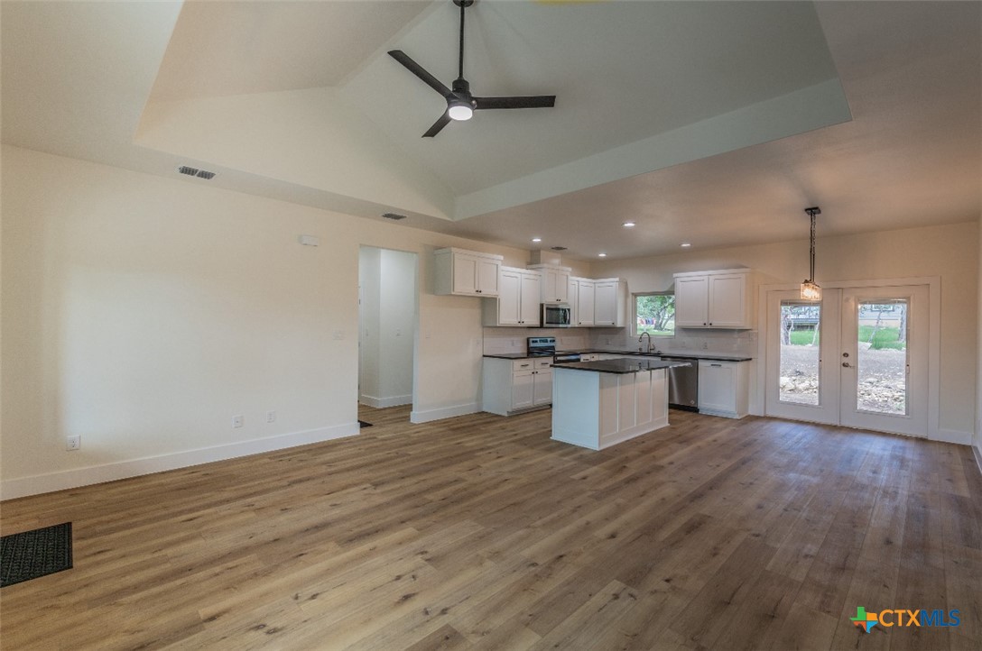 635 Cactus Flower Property Photo 5