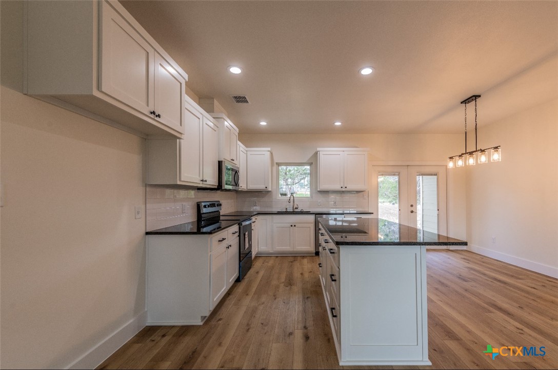 635 Cactus Flower Property Photo 13