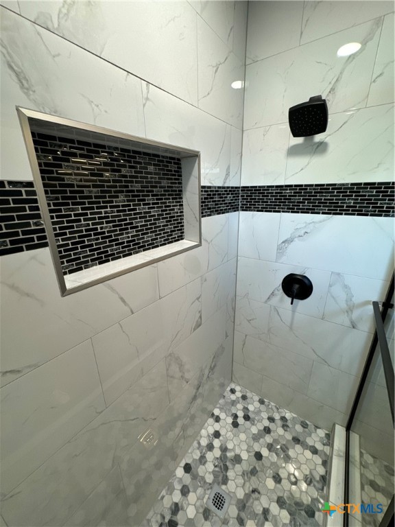3004 Mayfair Drive Property Photo 25