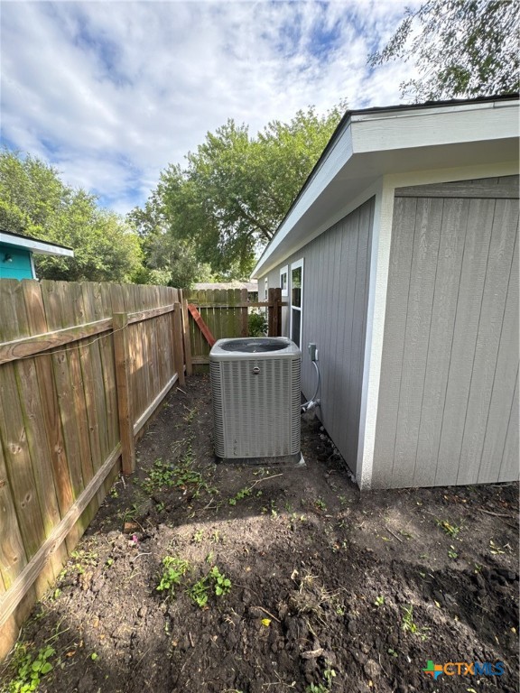 3004 Mayfair Drive Property Photo 32