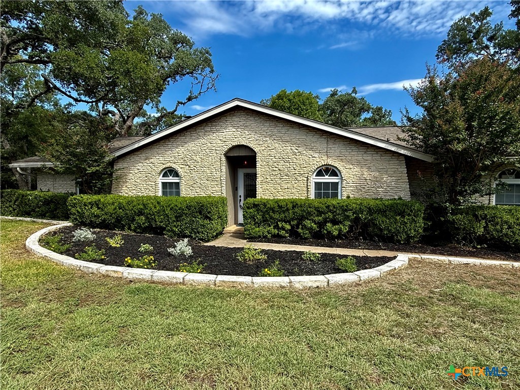 106 Kildeer Drive Property Photo 3