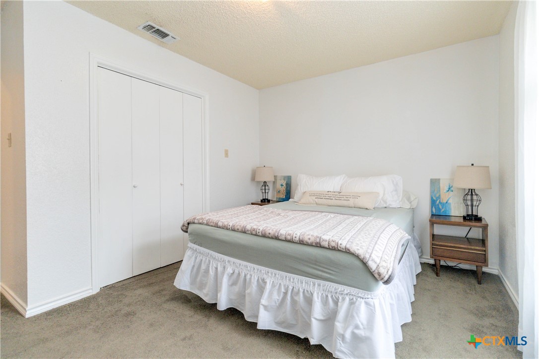 106 Kildeer Drive Property Photo 17