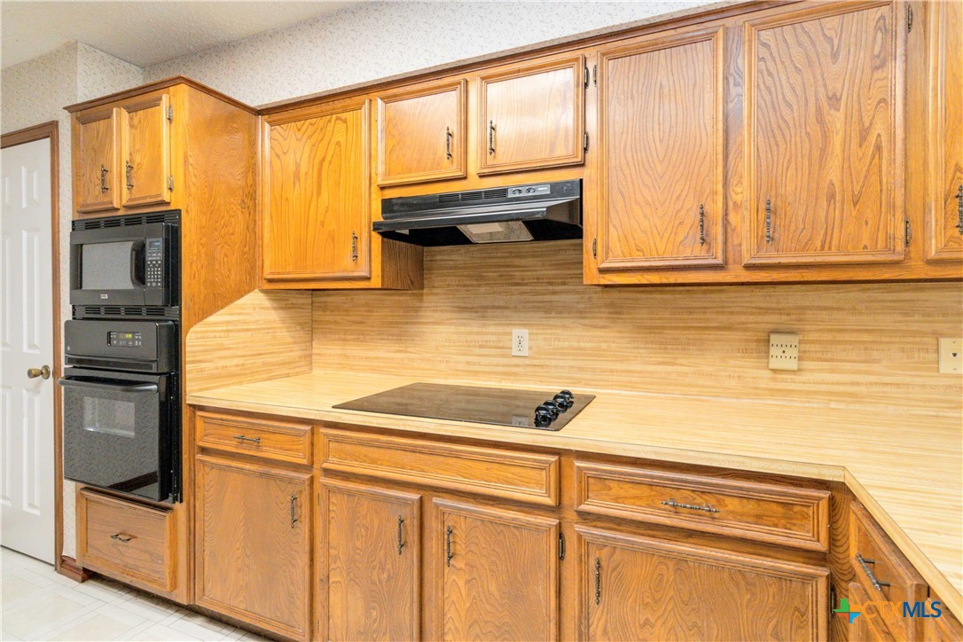 106 Kildeer Drive Property Photo 25